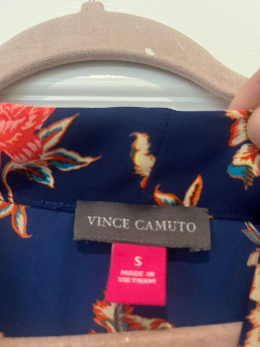 Vince Camuto Navy Tank Top with Floral Print - Picture 3 of 4